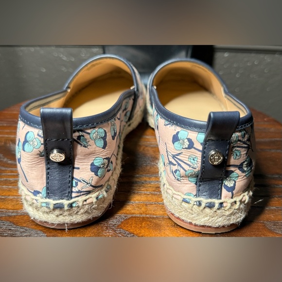 Antonio Melani Pink & Blue Floral Espadrille Flats Women’s Size 6 - Picture 4 of 5